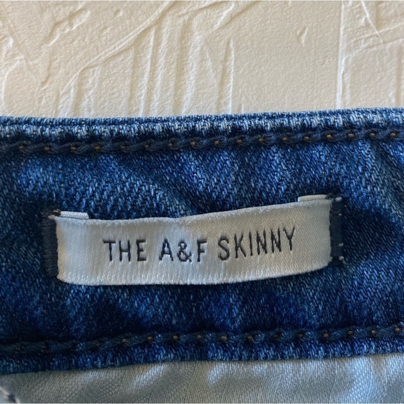 ABERCROMBIE & Fitch The Skinny Jeans - Picture 7 of 14